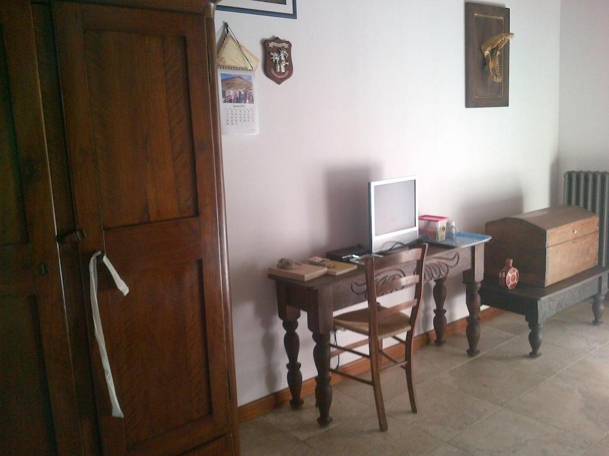 L'Alboreto Salvatico Homestay Serra San Quirico Exterior foto